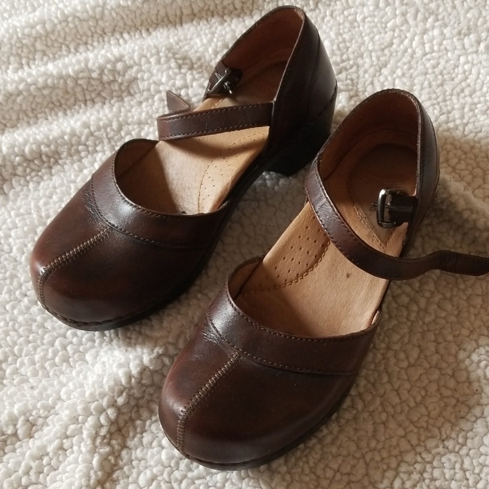 Dansko mary Jane's